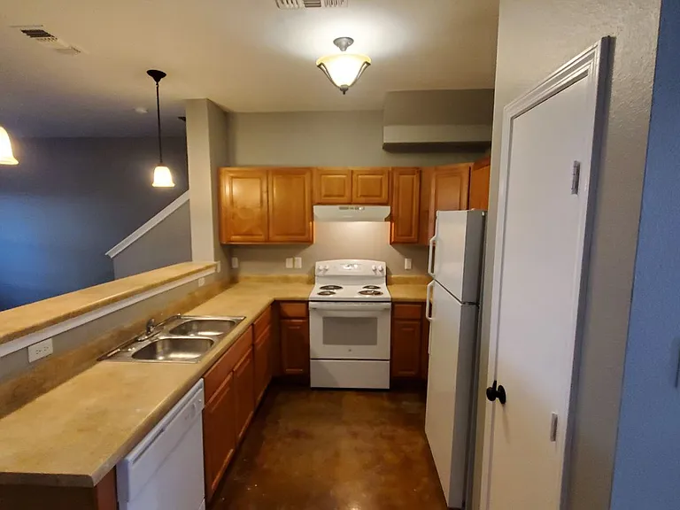 7811 Kingsbury Way #2 — Photo 4