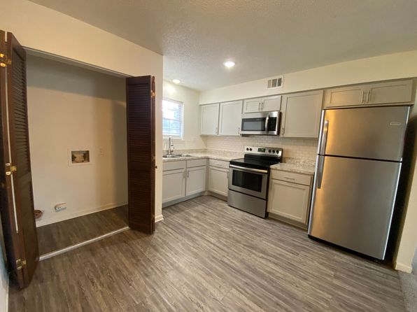 714 Centre St #D