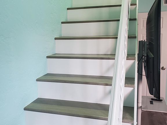 4th image of 50 Needle Blvd APT 18
