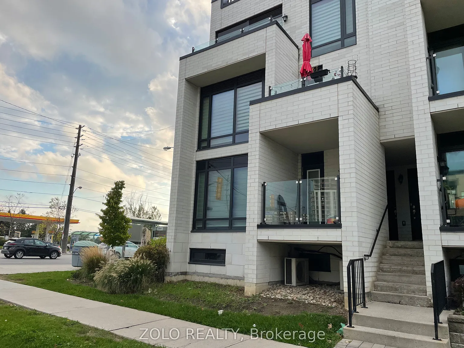 2 bed, $2,800 — Photo 2