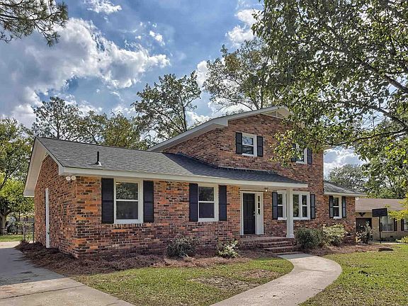2nd image of 1945 Rosemary Dr