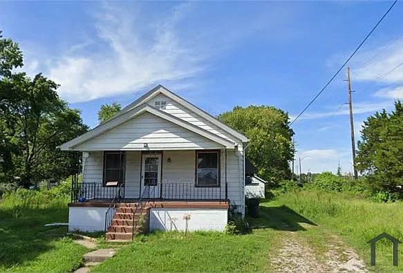 605 Fremont Ave — Photo 1