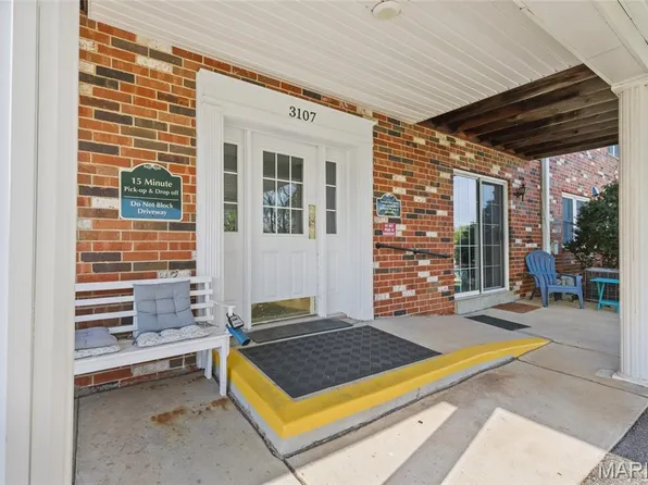 3107 Garnette Dr APT B1, Bridgeton, MO 63044