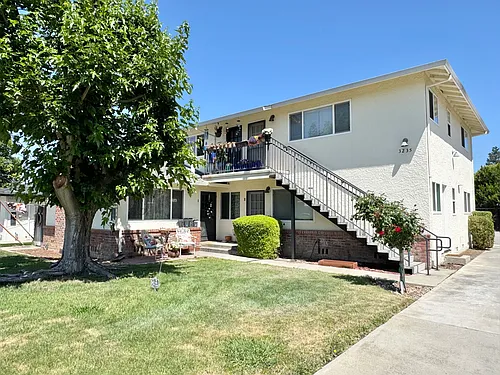 3235 Myles Ct #4 Photo 1