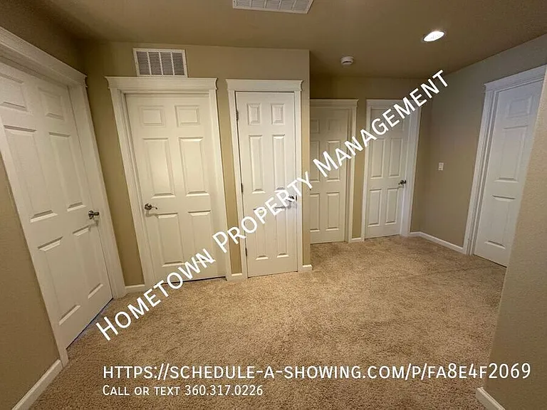 4241 Dudley Dr NE — Photo 12