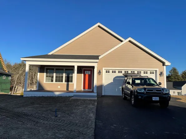 10 Huckleberry Avenue #63, Epping, NH 03042
