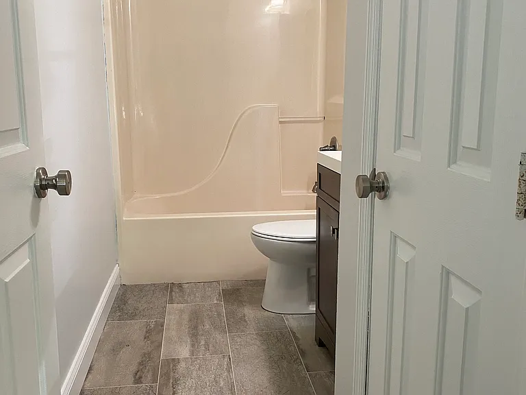 28 Iris St — Photo 6