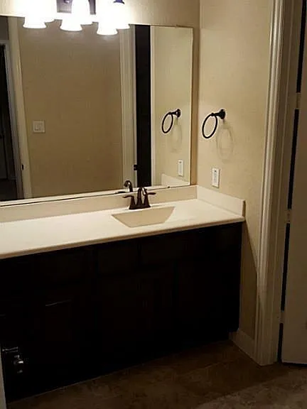 122 Colton Ct — Photo 13