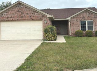 35 Cedarwood Dr, Greencastle, IN 46135