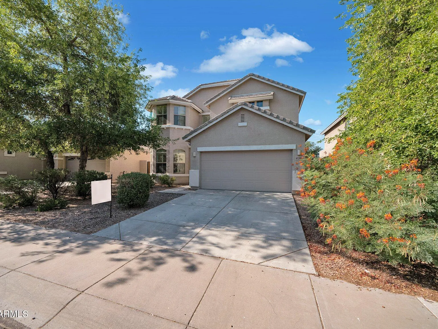 4 bed, 3.0 bath, 2537 sqft, $2,600 — Photo 2