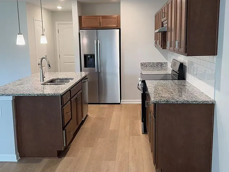 207 Chime Creek Dr — Photo 6