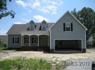 185 Laura Dr, New Bern, NC 28562