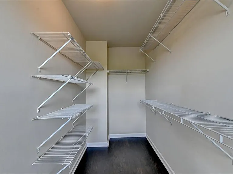 4307 Tacoma Trce — Photo 37