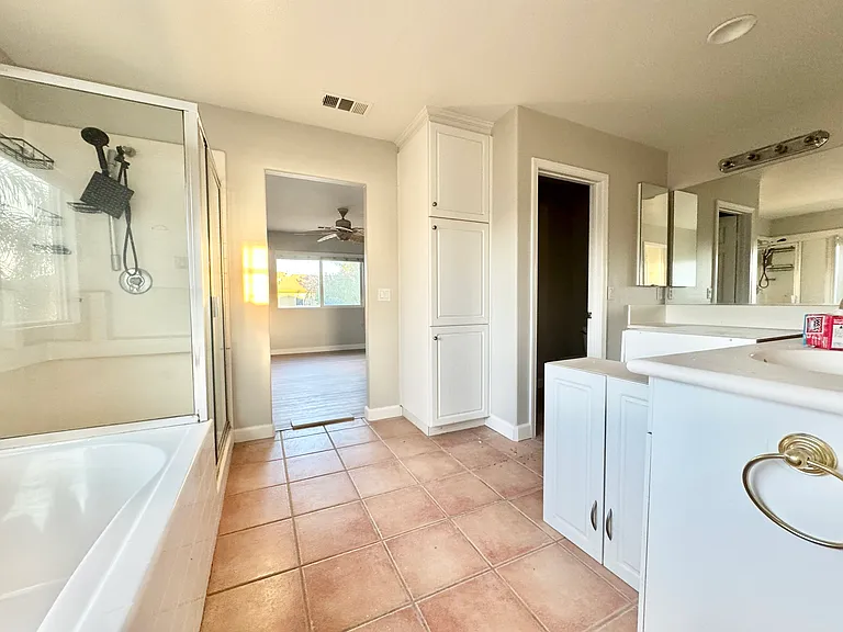 2871 Pinta Ct — Photo 24
