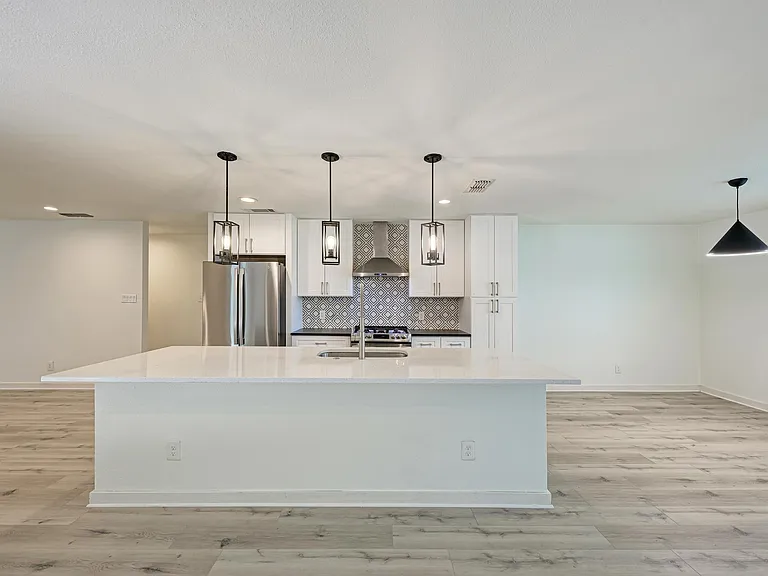 6700 Kings Point — Photo 9