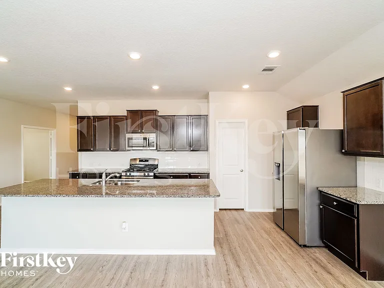 1960 Heather Glen Dr — Photo 6