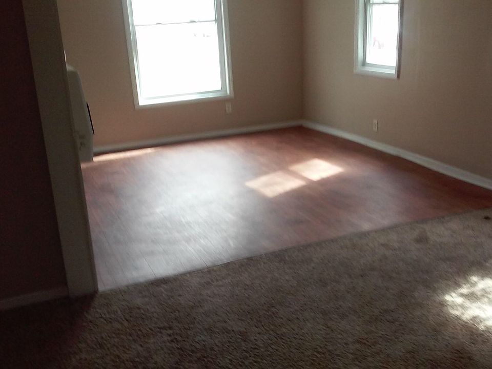 2nd image of 324 Garfield Ave
