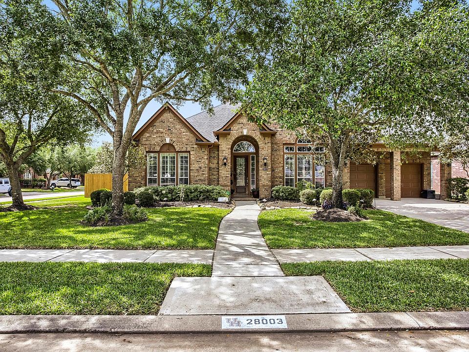 1st image of 28003 Longspur Dr