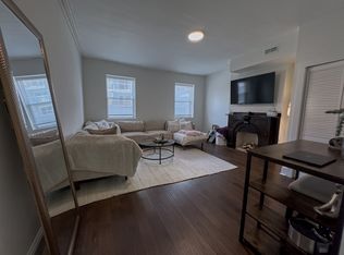 1832-34 Callowhill St E, Philadelphia, PA 19103