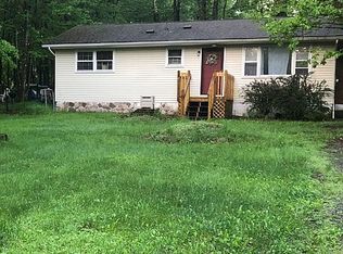 6319 Laurel Rd, Pocono Summit, PA 18346