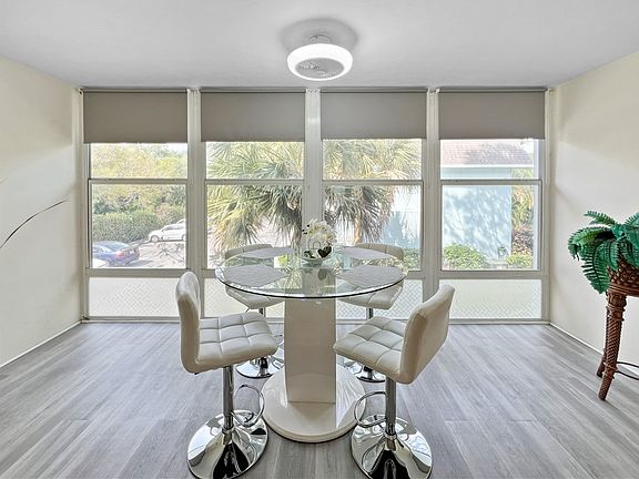 2nd image of 1901 Indian River Blvd #208B