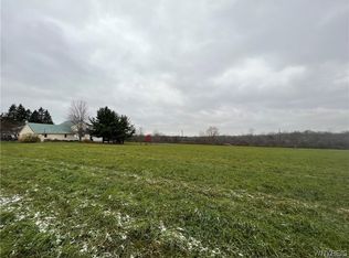 Day Rd, Lockport, NY 14094