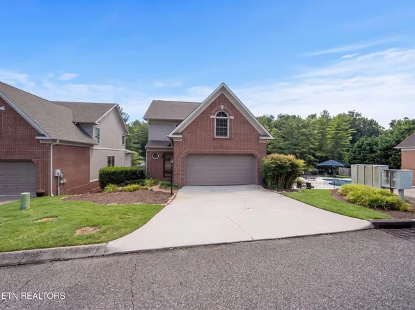 8542 Oxford Dr, Knoxville, TN 37922