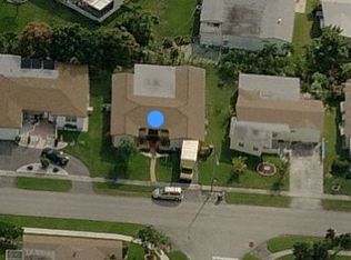 4190 NW 43rd Ct, Lauderdale Lakes, FL 33319