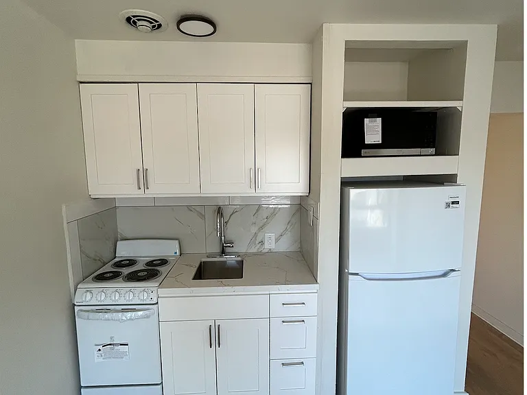 3001 San Bruno Ave #1 — Photo 4