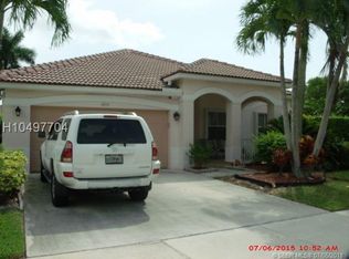 1435 Sandpiper Cir, Weston, FL 33327