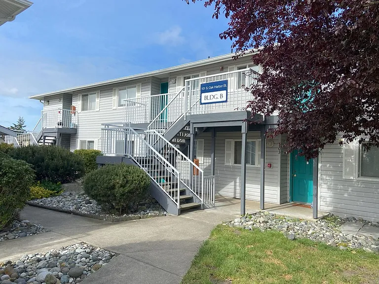 101 S Oak Harbor St #B102 — Photo 10