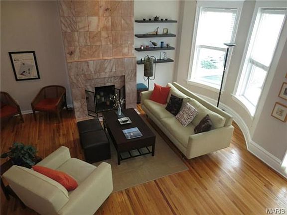 3rd image of 510 Lake Ave