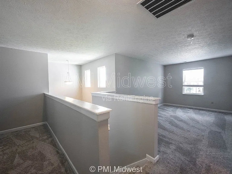 8802 Benjamin Ln — Photo 13