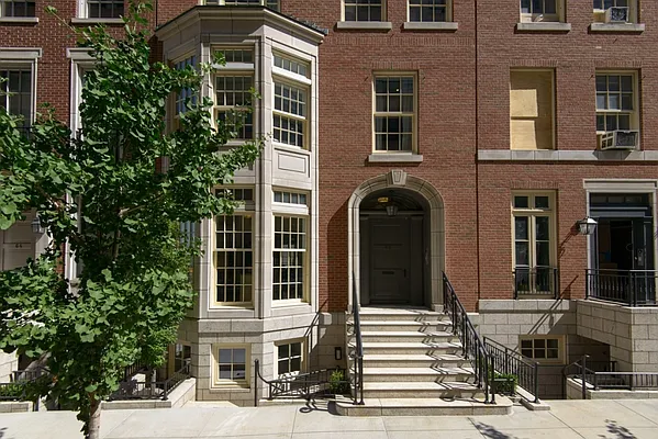 Sold by Corcoran | media 15