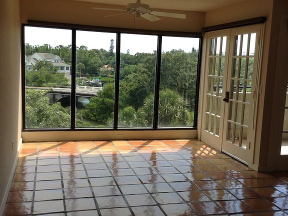3rd image of 835 S Osprey Ave APT 309