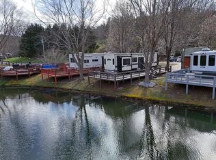 688 Vista Cir, Blairsville, GA 30512