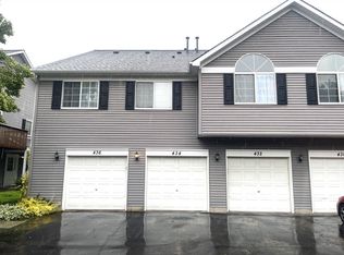 434 Village Creek Dr, Lake In The Hills, IL 60156