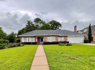 1005 Greenbriar Rd, Lafayette, LA 70503