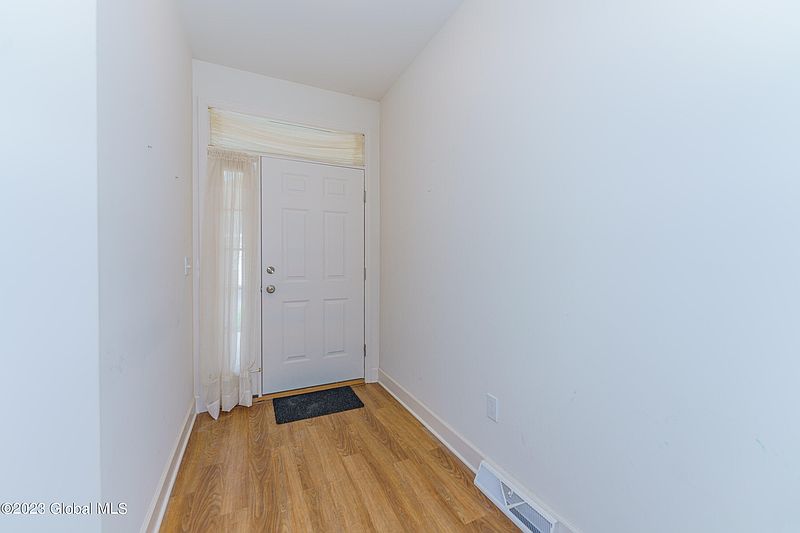 5th image of 11 Andriana Lane