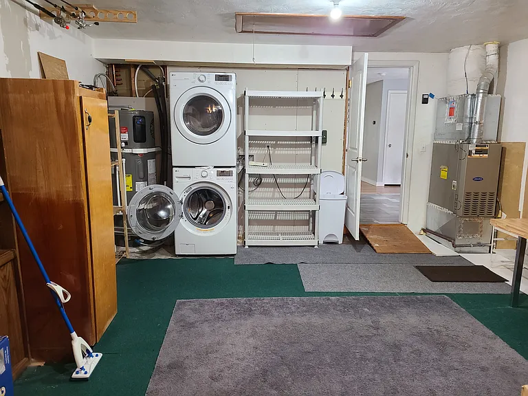 2174 Broadway St NE — Photo 23