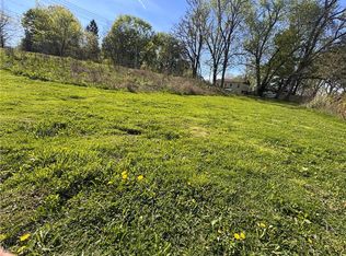 97 S Four Mile Run Rd, Youngstown, OH 44515