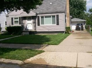 25874 Waldorf St, Roseville, MI