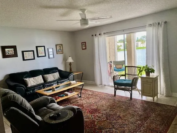 536 Orange 17 Dr, Altamonte Springs, FL 32701
