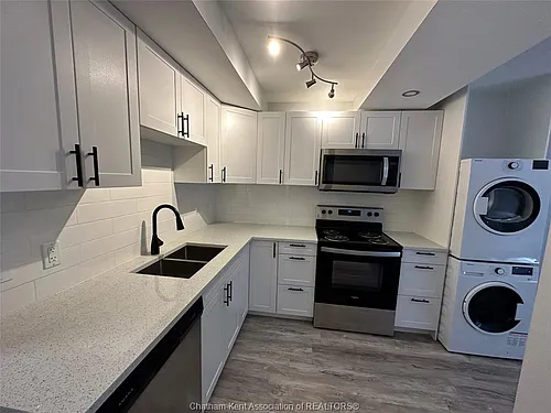200 Emma St #6 Photo 1