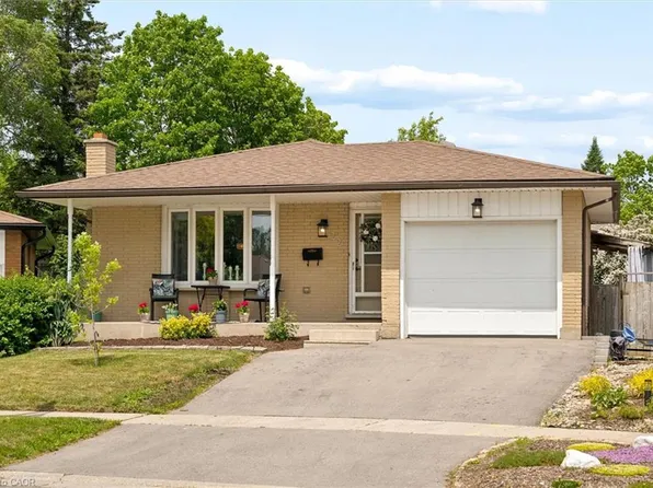 22 Brookside Cres, Kitchener, ON N2N 1H1