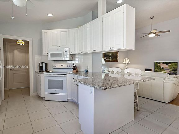 5th image of 774 SW Balmoral Trce