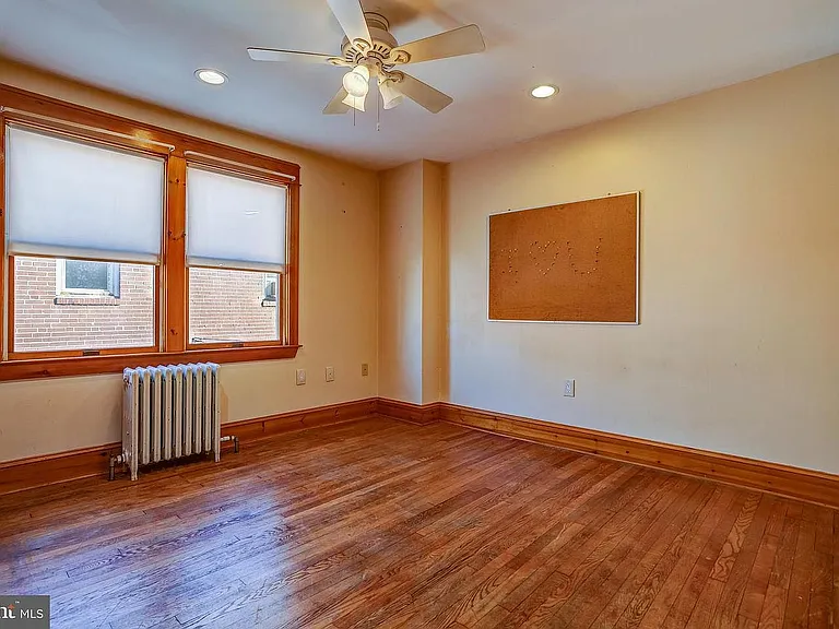 58 N Elmwood Ave — Photo 12