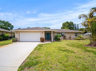 5809 2nd Ave W, Bradenton, FL 34209