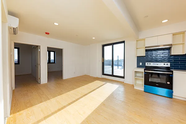 Rented by Oxford Property Group | media 1