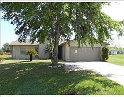 1st image of 935 Windway Cir